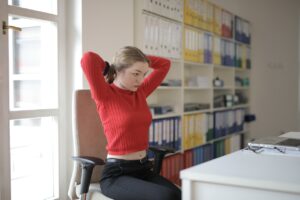 5 Office-Friendly Exercises You Can Do To Stay Fit